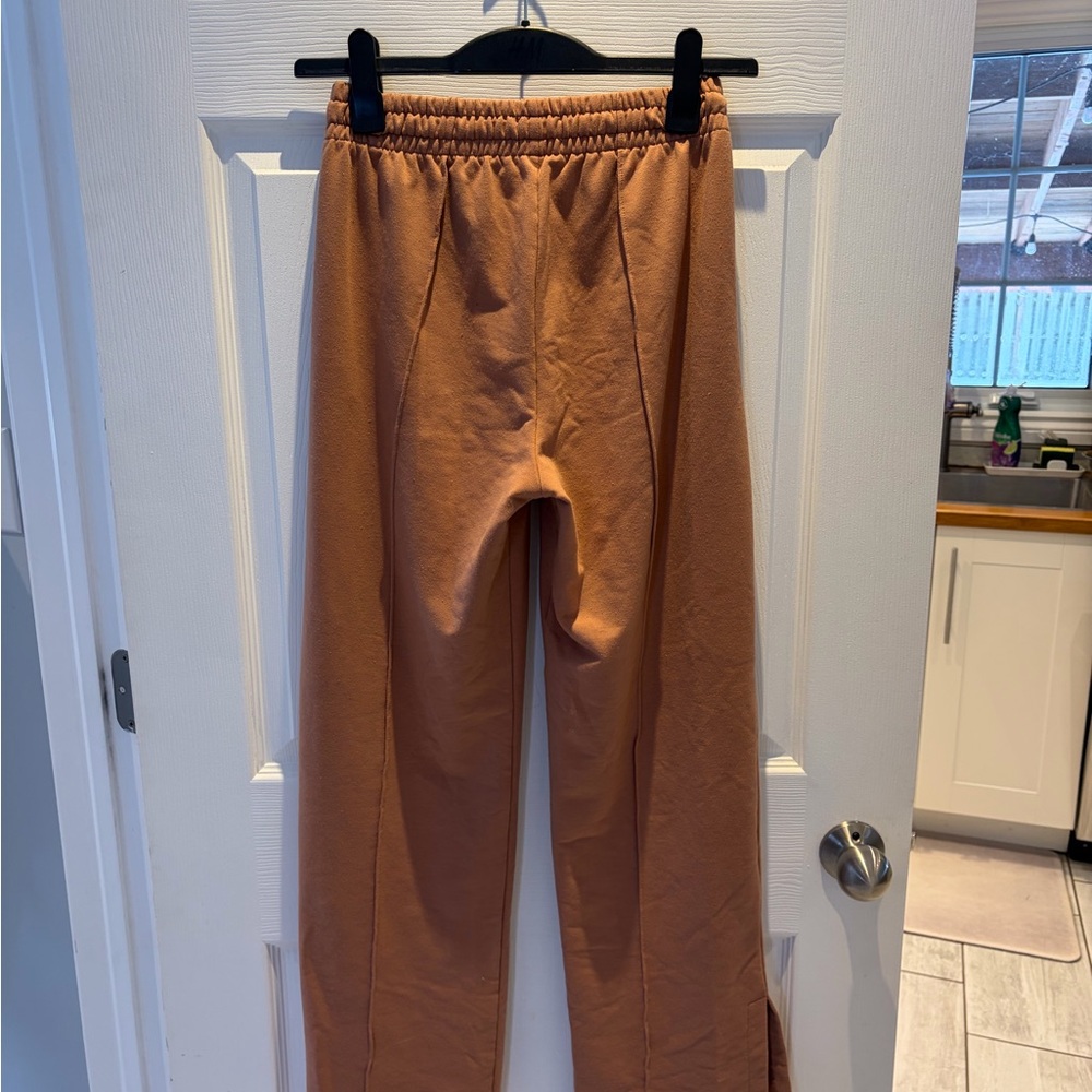 Frank and Oak Tailored track pants light brick colour - Picture 3 of 6